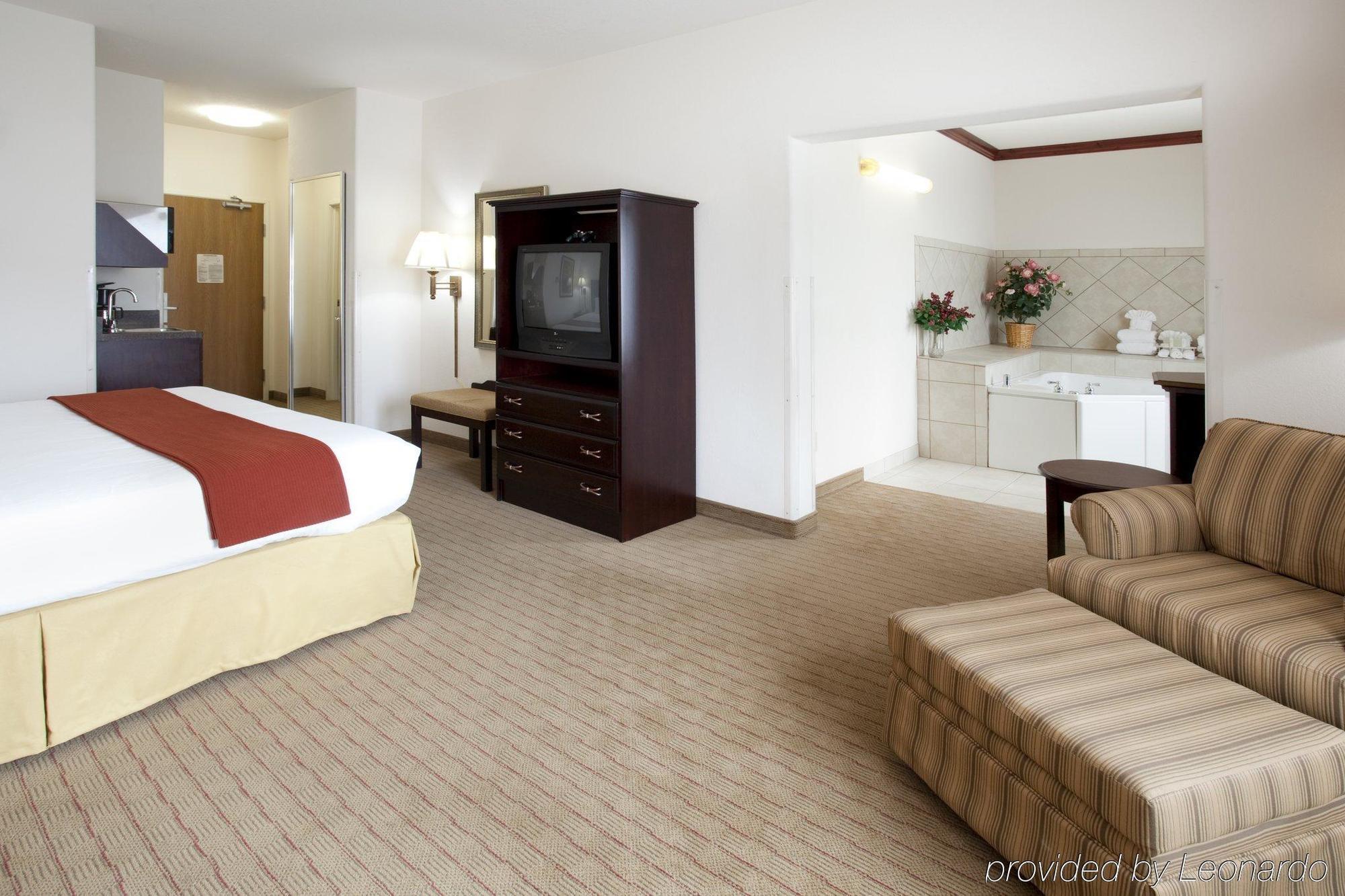 Holiday Inn Express Hotel & Suites Evanston By Ihg Cameră foto
